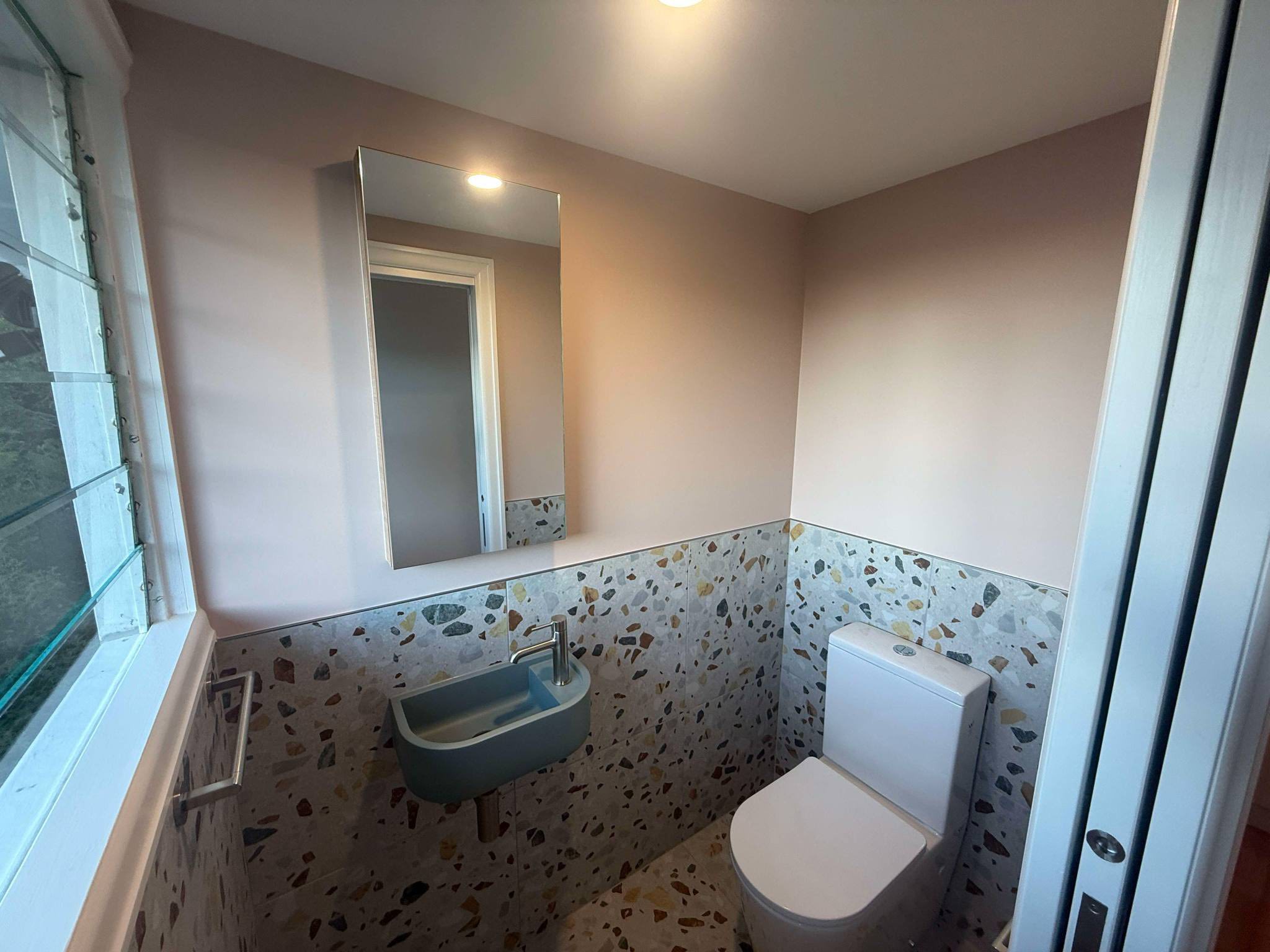 bathroom-painting-brisbane (1) the-gap-house-painter